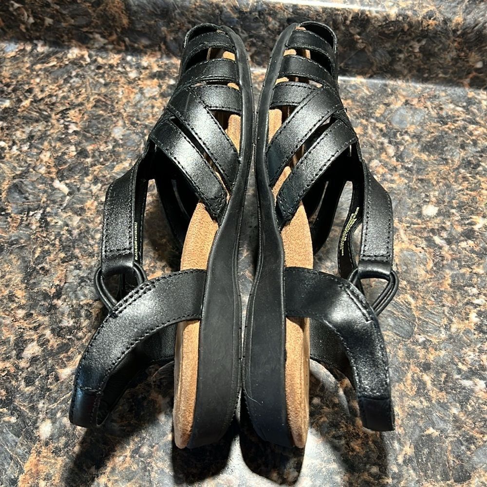 Earth Origins Womens Belder Berri Leather Strappy Footbed Sandals sz 7 - Picture 7 of 12